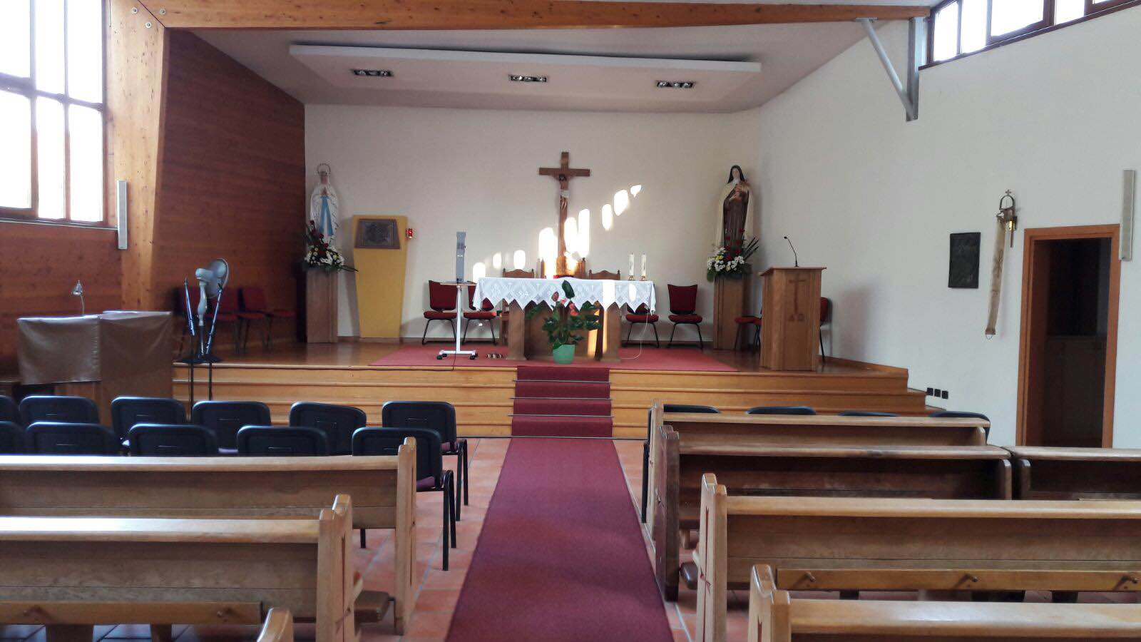 Župa sv. Terezije od Djeteta Isusa - Pastoralni centar bl. Alojzija Stepinca